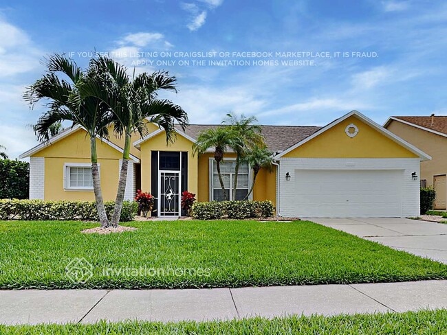 property at 1005 Pelican Ln