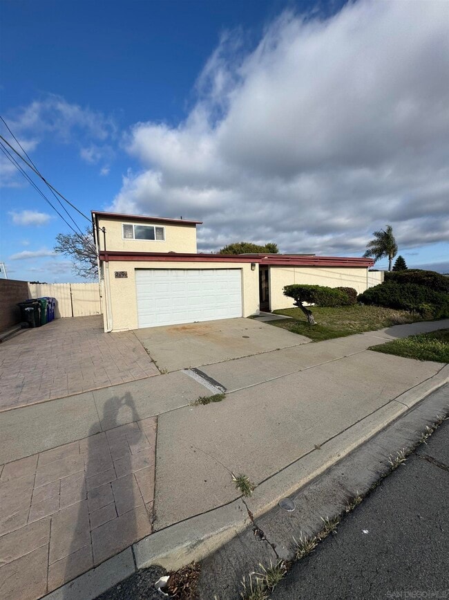 2191 Cardinal Dr in San Diego, CA - Building Photo - Building Photo
