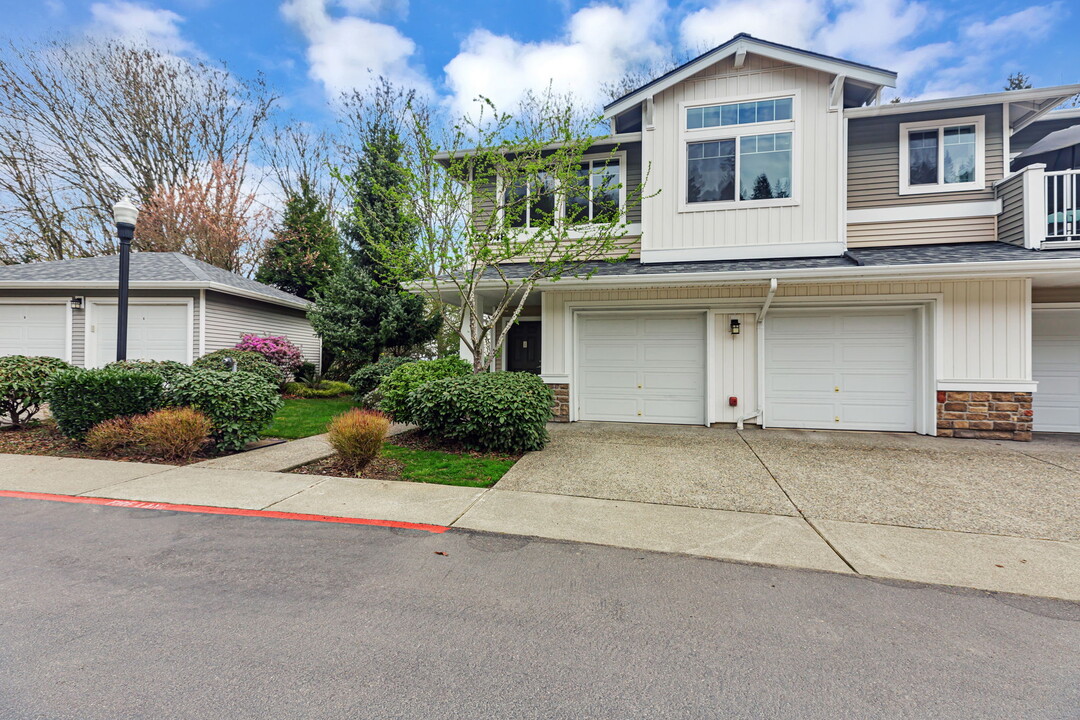 21048 40th Pl S, Unit J2 in Seatac, WA - Building Photo