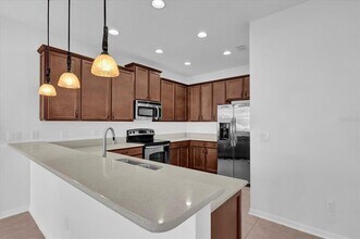 9084 Shepton St in Orlando, FL - Building Photo - Building Photo