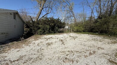 1020 W 6th St in Bloomington, IN - Foto de edificio - Building Photo