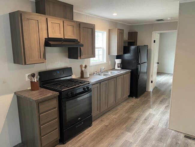 47 Claremont St in St. Cloud, MN - Foto de edificio - Building Photo