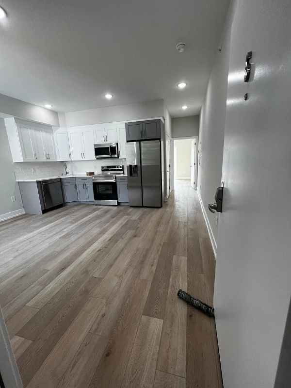 property at 719 N 35th St