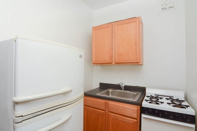 4832 N Damen Ave in Chicago, IL - Building Photo - Building Photo