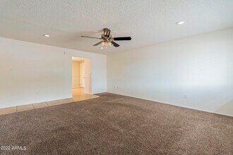 1428 W Joan De Arc Ave in Phoenix, AZ - Building Photo - Building Photo