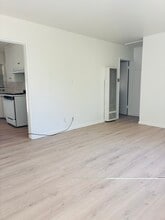 836 Fischer St, Unit D in Glendale, CA - Building Photo - Building Photo