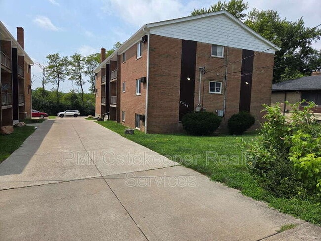 property at 2459 Montana Ave
