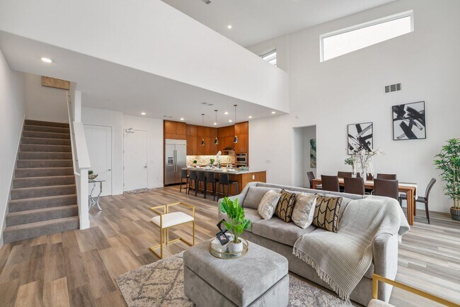 2358 Velocity Cmn in Fremont, CA - Foto de edificio - Building Photo