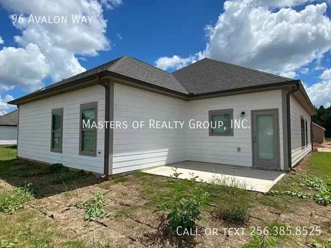 96 Avalon Wy in Clanton, AL - Foto de edificio - Building Photo