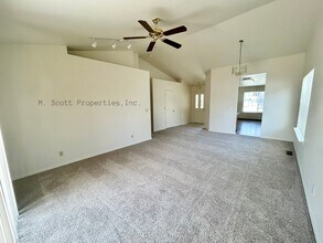 1449 N Marion Russell Dr in Gardnerville, NV - Building Photo - Building Photo