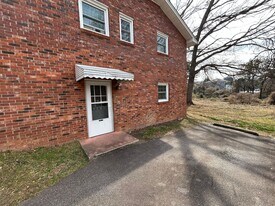 306 Crawford Ct in Clemson, SC - Building Photo