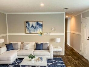 6568 Coolidge St in Jacksonville, FL - Foto de edificio - Building Photo