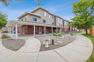 Central Court Village in Billings, MT - Building Photo - Building Photo