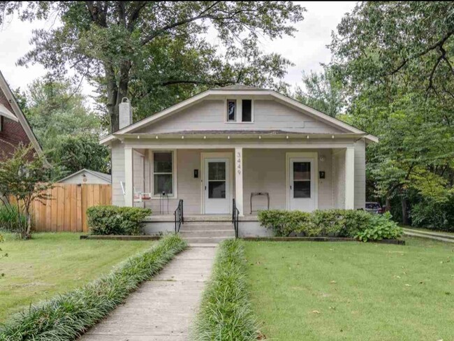 property at 0000-0001 block from U of Memphis