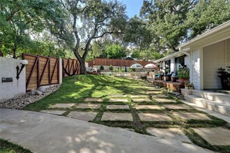 5606 Highland Crest Dr in Austin, TX - Building Photo - Building Photo