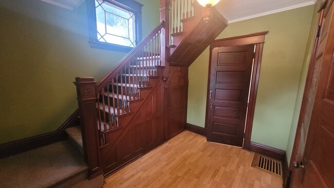 1822 Charles St in Rockford, IL - Foto de edificio - Building Photo