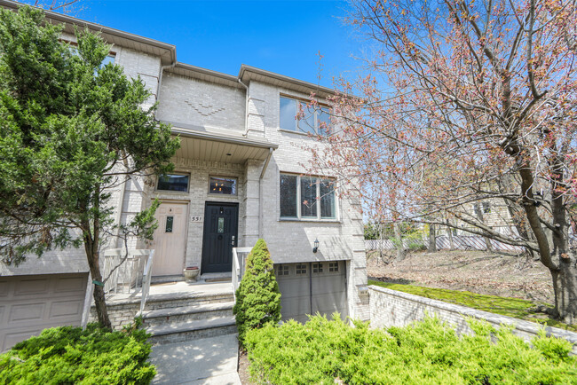 551 14th St in Palisades Park, NJ - Building Photo - Building Photo