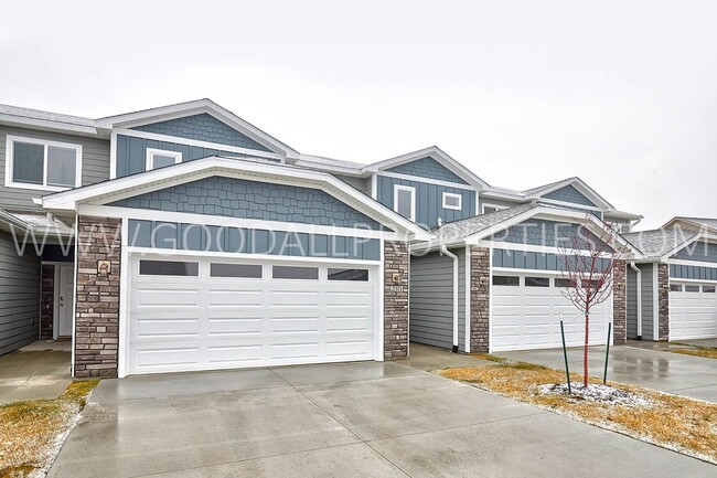 property at 211 NW Greenway Pl