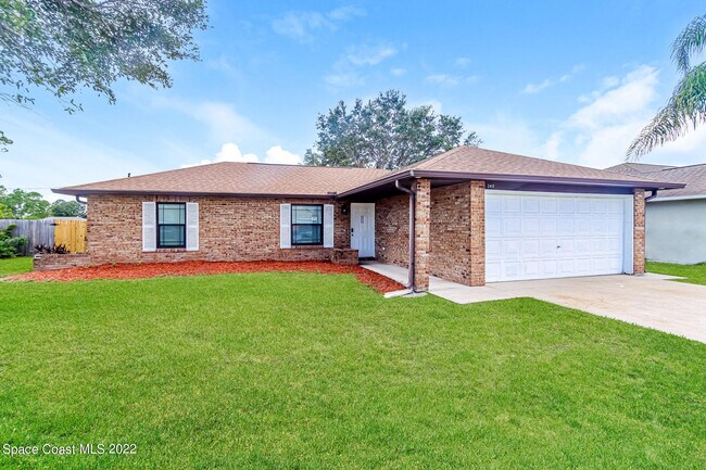 340 Dunlap Ave SE in Palm Bay, FL - Building Photo - Building Photo