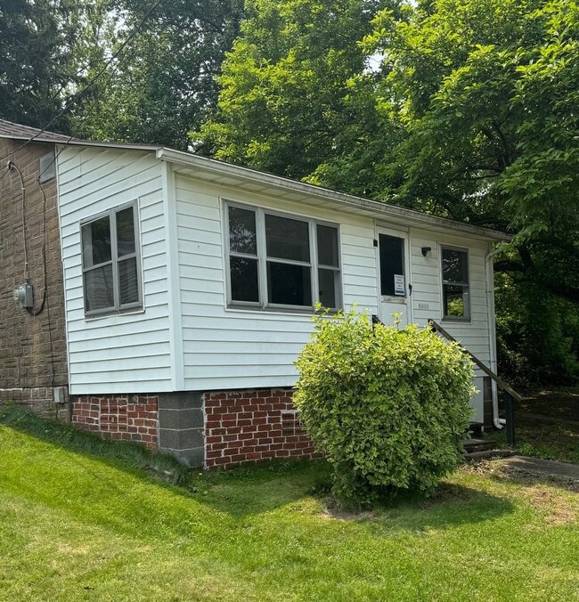 property at 1608 Beaumont Ave