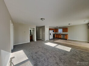 571 Reed Ct in Greenfield, IN - Building Photo - Building Photo