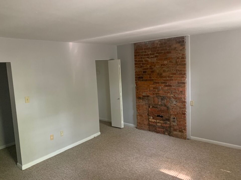 2148 St James Ave in Cincinnati, OH - Building Photo