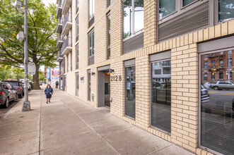 Onyx Square in Brooklyn, NY - Foto de edificio - Building Photo