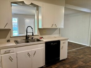 1308 Parkview Dr in Monroe, LA - Building Photo - Building Photo