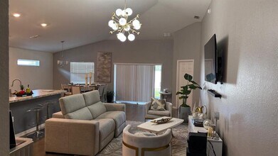 1016 Zion Dr in Haines City, FL - Building Photo - Building Photo