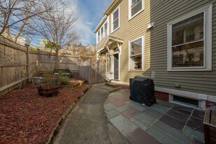 77 Columbus Ave, Unit 1 in Somerville, MA - Building Photo