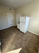 953 N California Ave in Chicago, IL - Building Photo - Building Photo