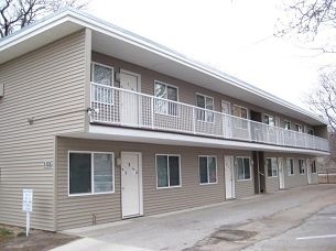 1430 E Ave NE in Cedar Rapids, IA - Building Photo