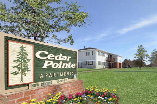 Cedar Pointe Apartments in Rhinelander, WI - Foto de edificio