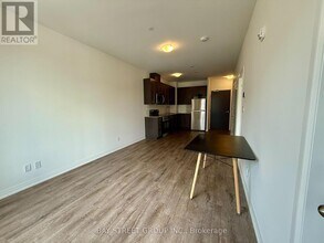 3265 Carding Mill Trail in Oakville, ON - Building Photo - Building Photo