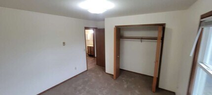 1108 W Hamilton Ave, Unit 7 in Eau Claire, WI - Foto de edificio - Building Photo