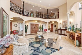 13 Seatuck Ln in Remsenburg, NY - Building Photo - Building Photo