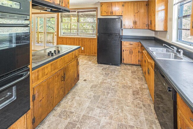 1422 Flamingo Ln in Montgomery, AL - Building Photo - Building Photo