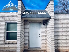 351 W 550 N in Logan, UT - Building Photo