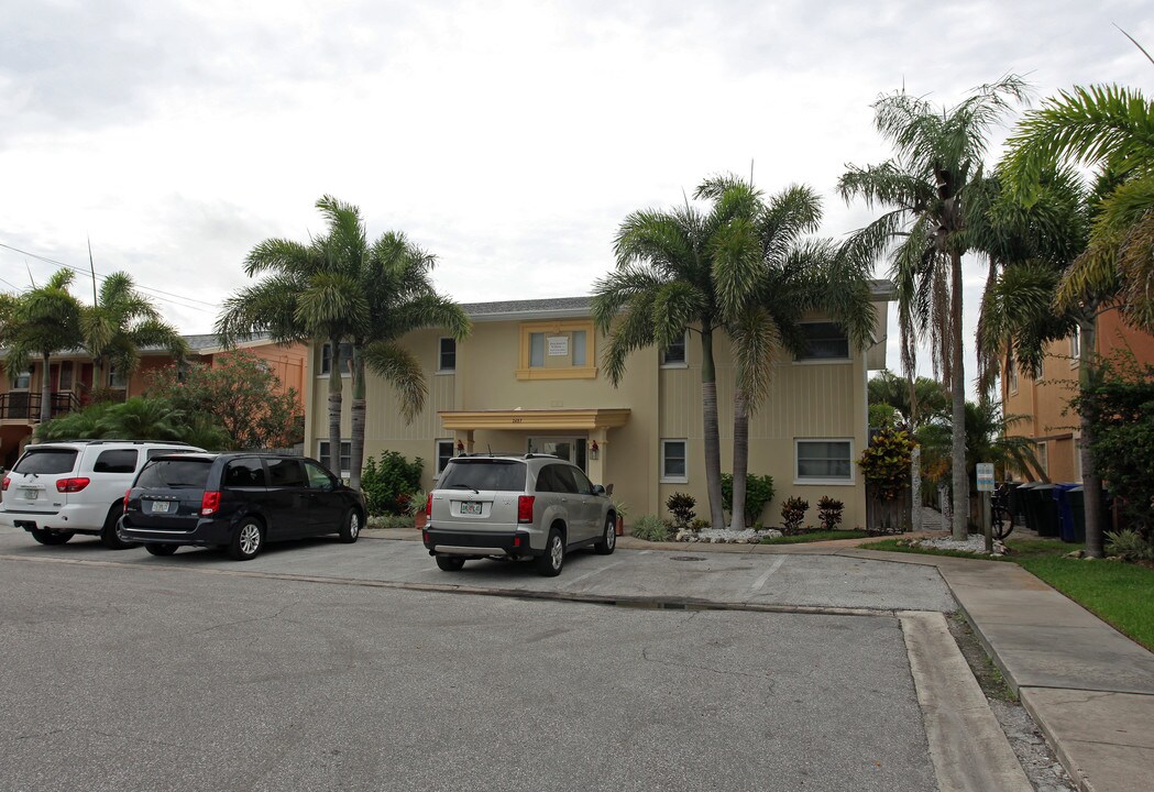 Dockside Villas in Dunedin, FL - Building Photo