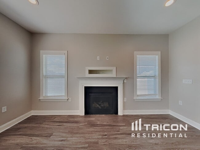 98 W Falcon Ct in Clayton, NC - Building Photo - Building Photo
