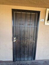 2511 Edison Ave in Sacramento, CA - Building Photo - Building Photo