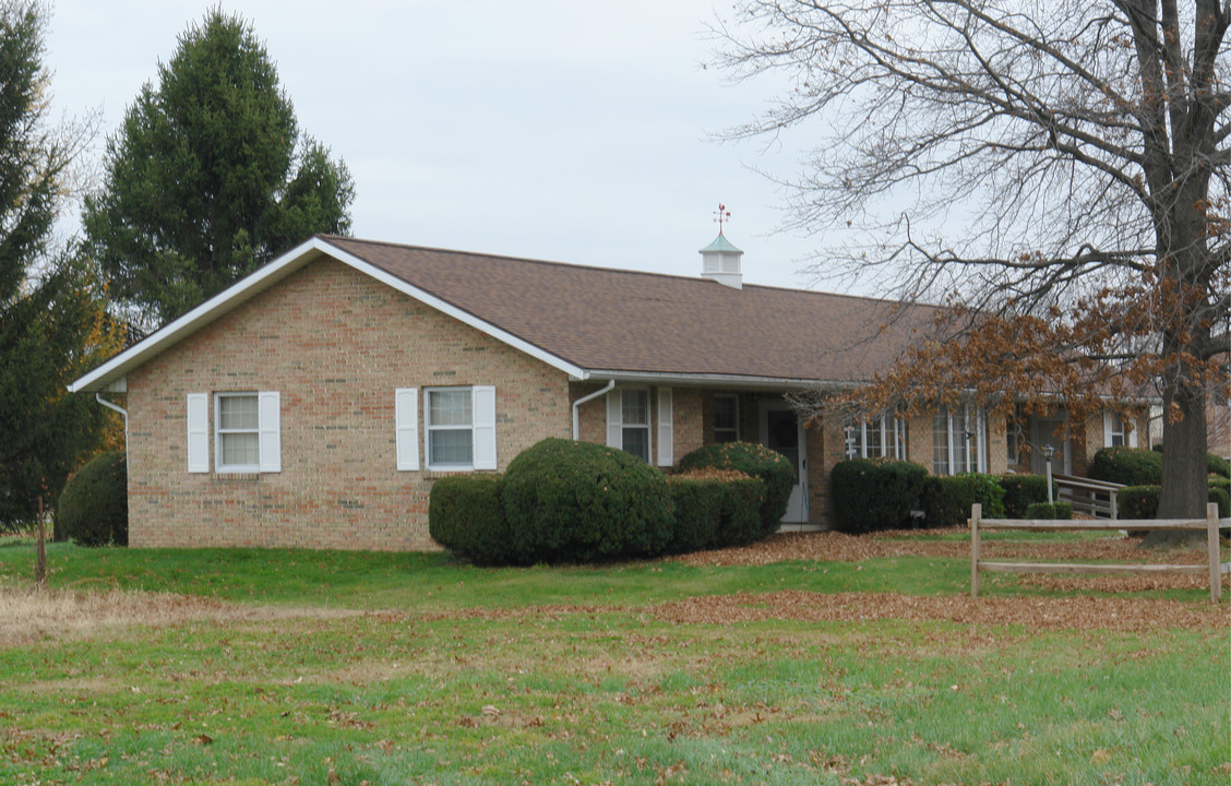 437 E 5th Ave in Williamsport, PA - Building Photo