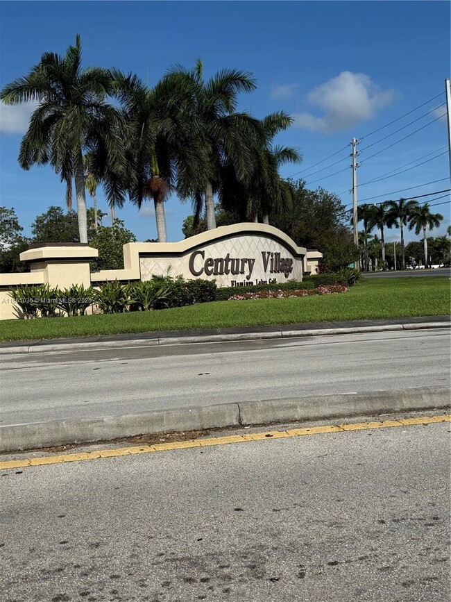 1401 SW 135th Terrace in Pembroke Pines, FL - Building Photo - Building Photo