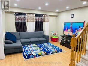 45 Keats Terrace in Brampton, ON - Building Photo - Building Photo