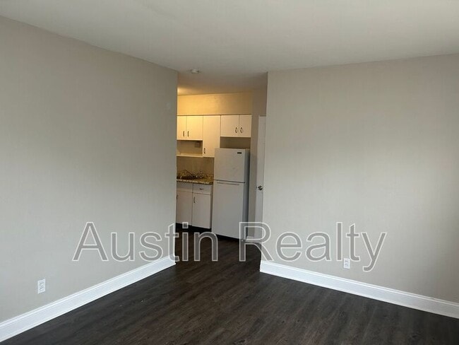 8039 Gravois Rd in St. Louis, MO - Building Photo - Building Photo