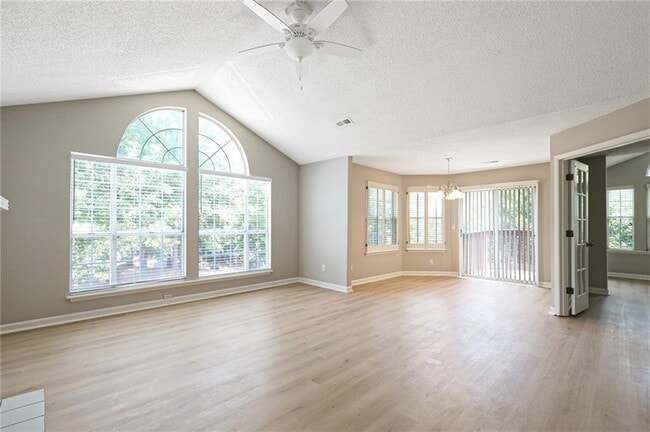 901 Wentworth Ct in Alpharetta, GA - Building Photo - Building Photo