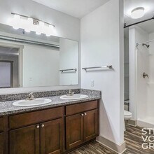 600 7th St NW, Unit 205 in Grand Rapids, MI - Building Photo - Building Photo