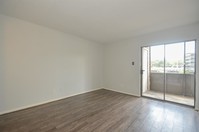 3045 Walnut Bend Ln photo'