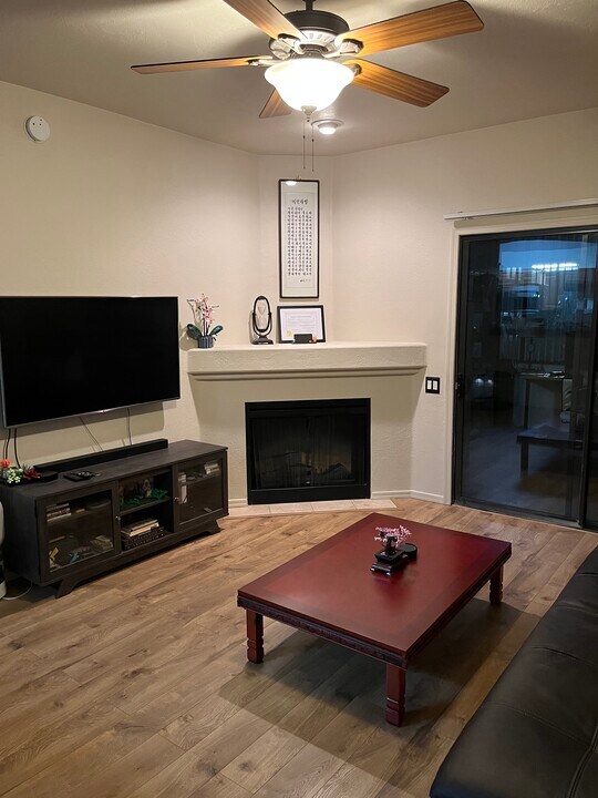 2550 E River Rd, Unit 1105 in Tucson, AZ - Building Photo