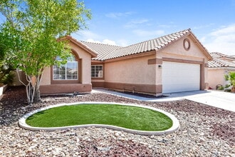 6445 Bubbling Springs Ave in Las Vegas, NV - Building Photo - Building Photo